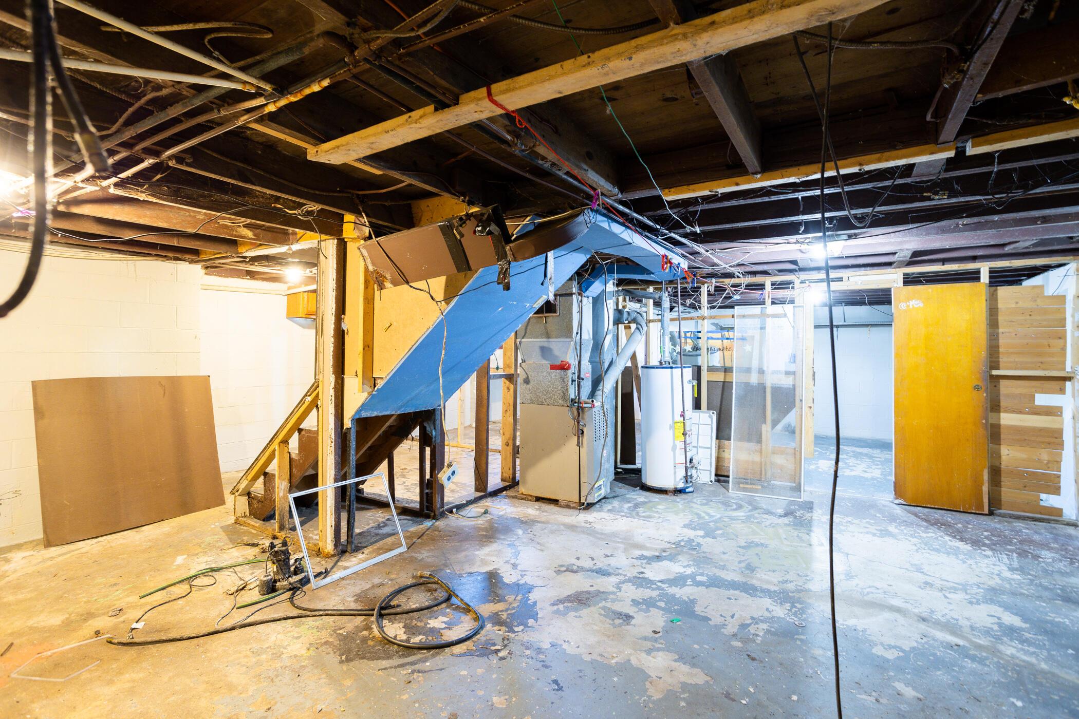 215 Marilla Road Columbus, OH 43207 - Photo 44 of 58 Full Basement