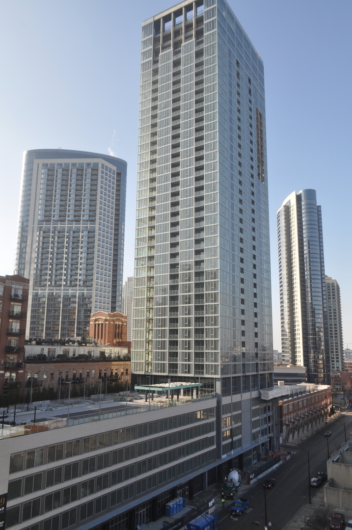 330 West Grand Avenue, Unit 1004 Chicago, IL 60654 - Photo 19 of 20