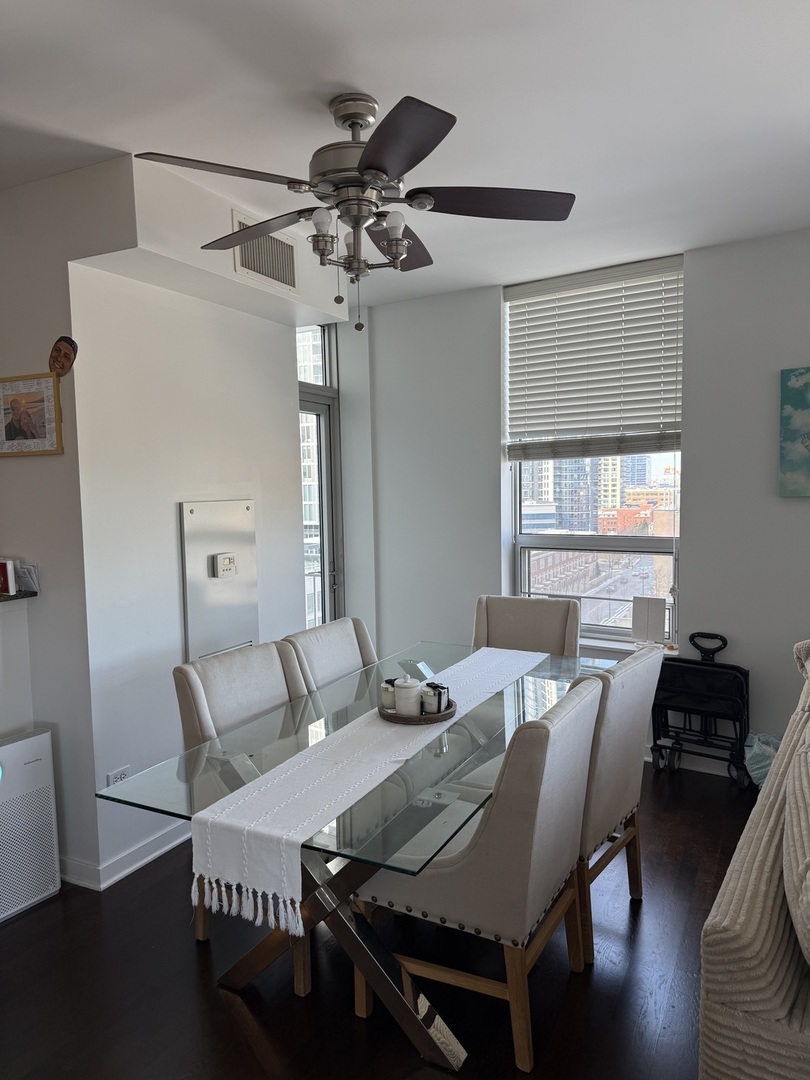 330 West Grand Avenue, Unit 1004 Chicago, IL 60654 - Photo 10 of 20