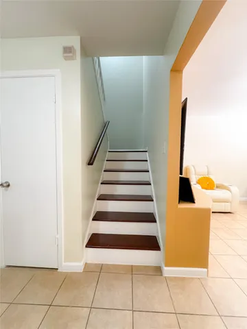 $1,250 | 6551 South Briar Bayou Drive, Houston, TX 77072