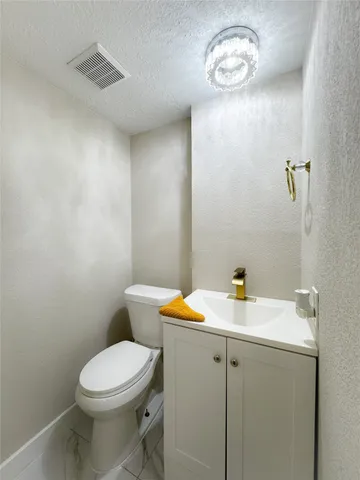 $1,250 | 6551 South Briar Bayou Drive, Houston, TX 77072