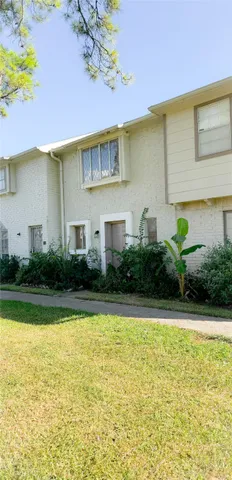 $1,250 | 6551 South Briar Bayou Drive, Houston, TX 77072