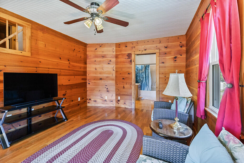 402 Waldoboro Road Friendship, ME 04547 - Photo 19 of 43 19_BP5A7806_DxO_mls