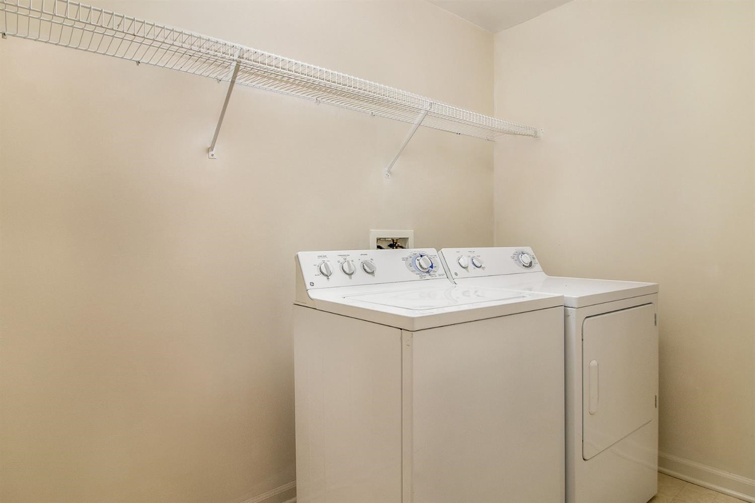 3134 Asher Road Ann Arbor, MI 48104 - Photo 5 of 28 Photo 5