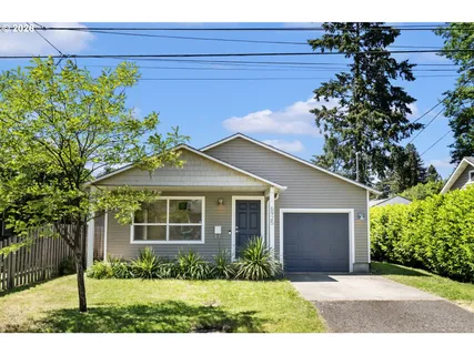 $460,000 | 6925 Southeast 65th Avenue, Portland, OR 97206