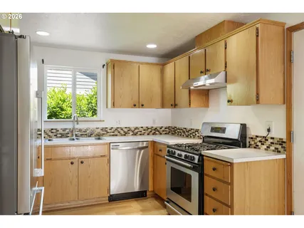 $460,000 | 6925 Southeast 65th Avenue, Portland, OR 97206