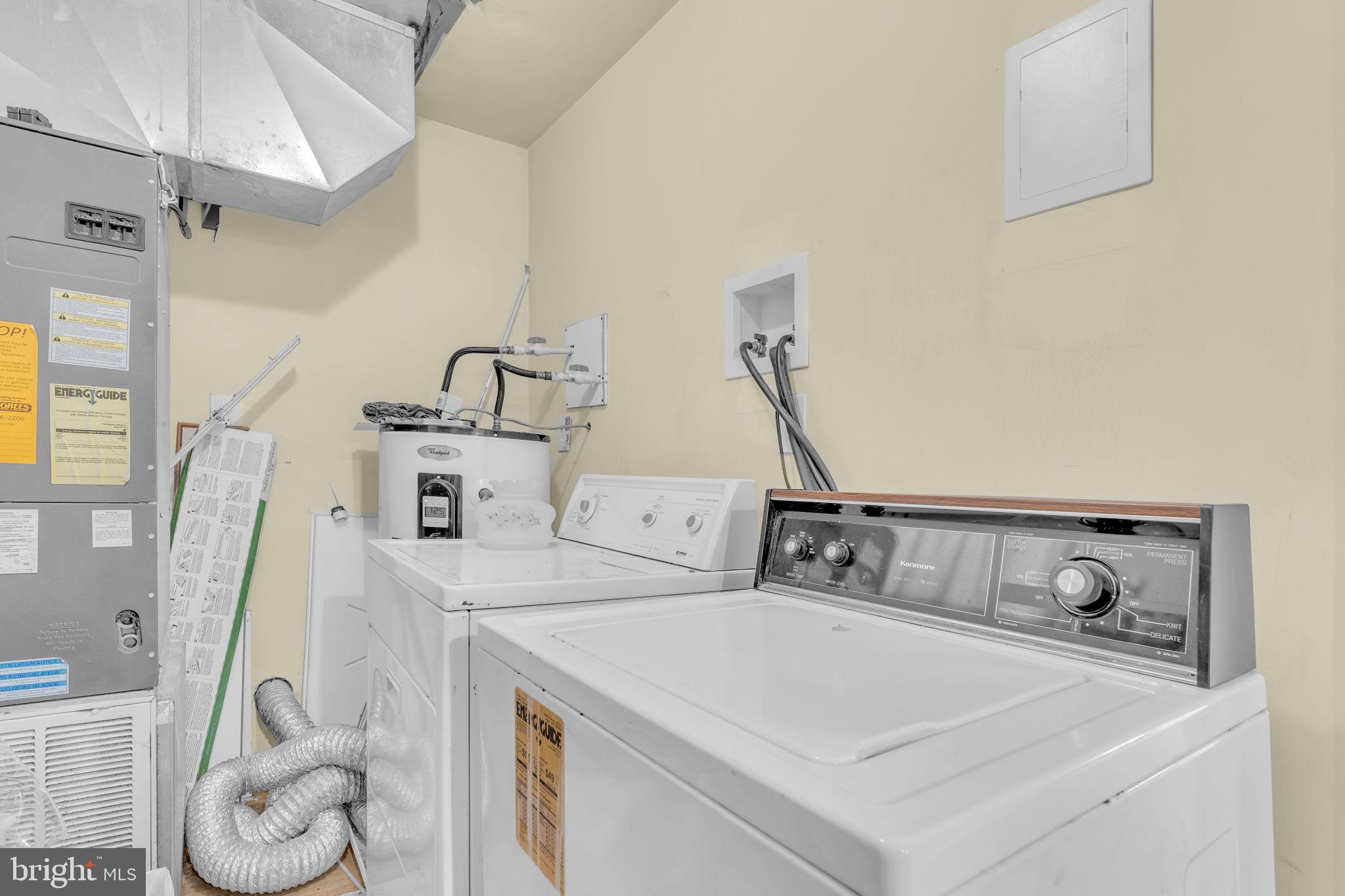 2159 Mathias Point Road King George, VA 22485 - Photo 15 of 22 a utility room with dryer and washer