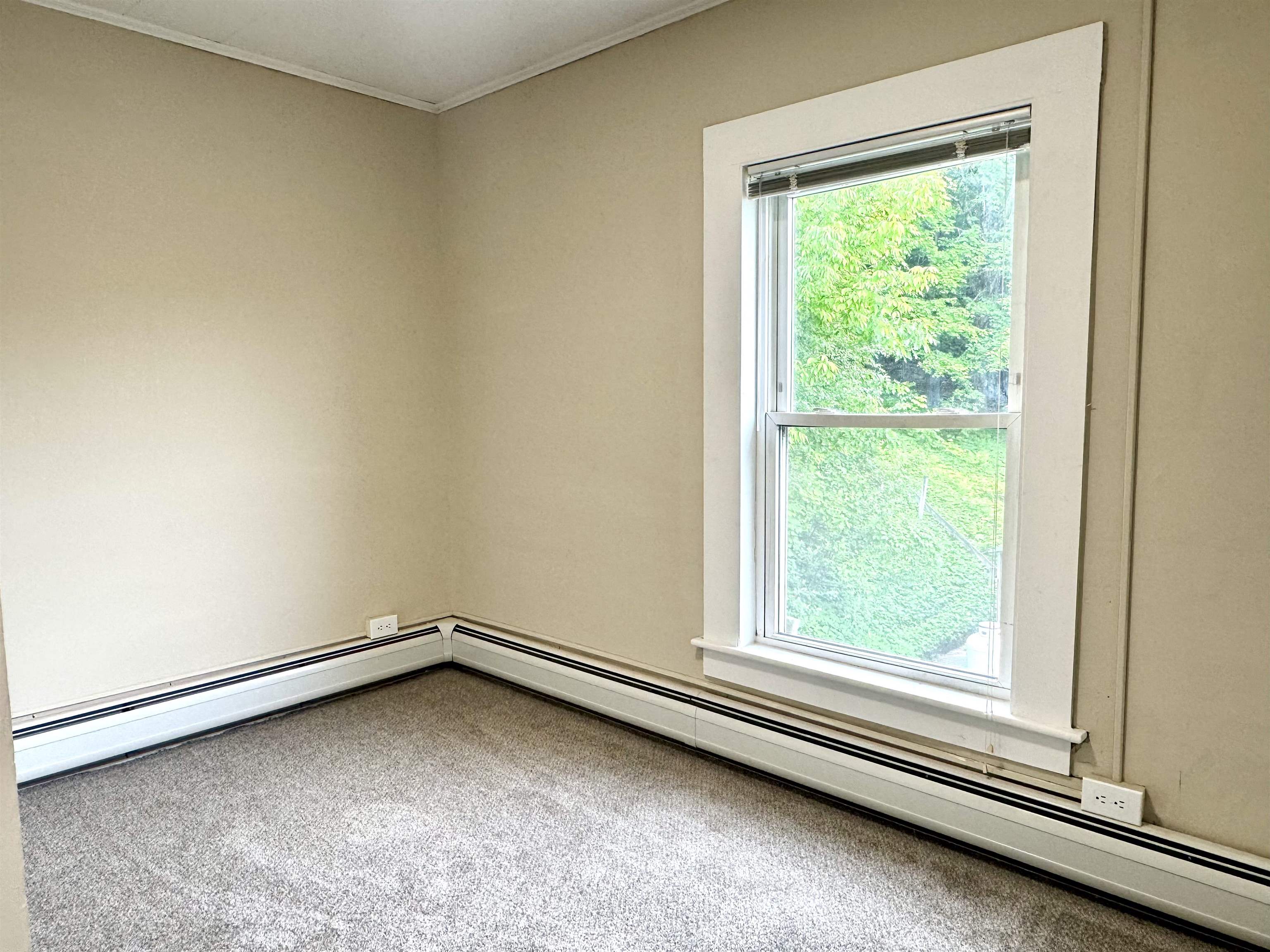 455 Main Street Newport, VT 05855 - Photo 12 of 22