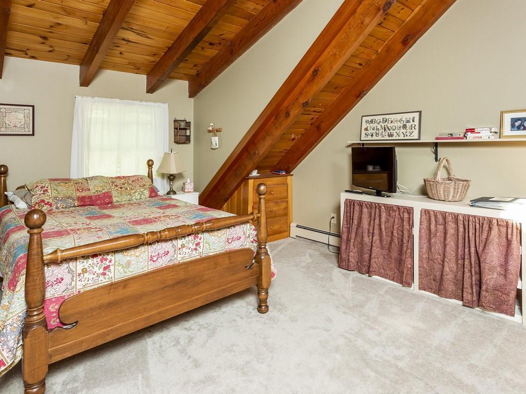 17 Highland Ridge Road Boothbay, ME 04537 - Photo 27 of 34 The third bedroom with cathedral...