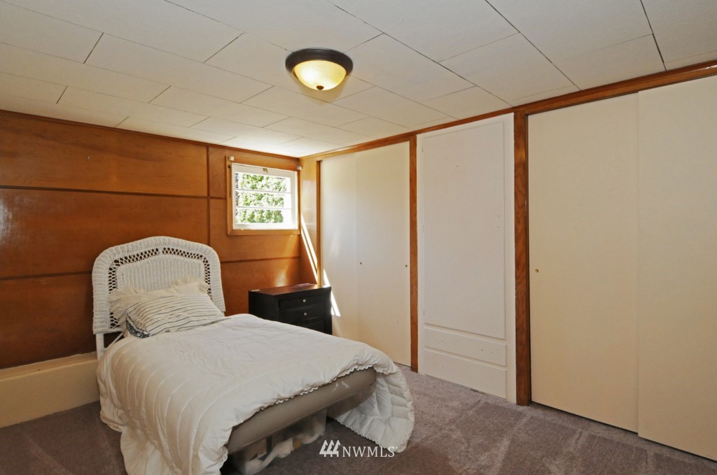 760 North 75th Street Seattle, WA 98103 - Photo 21 of 25