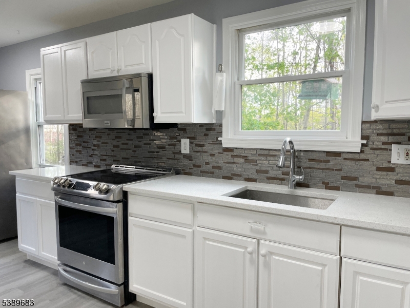 230 Main Street Andover, NJ 07821 - Photo 6 of 50