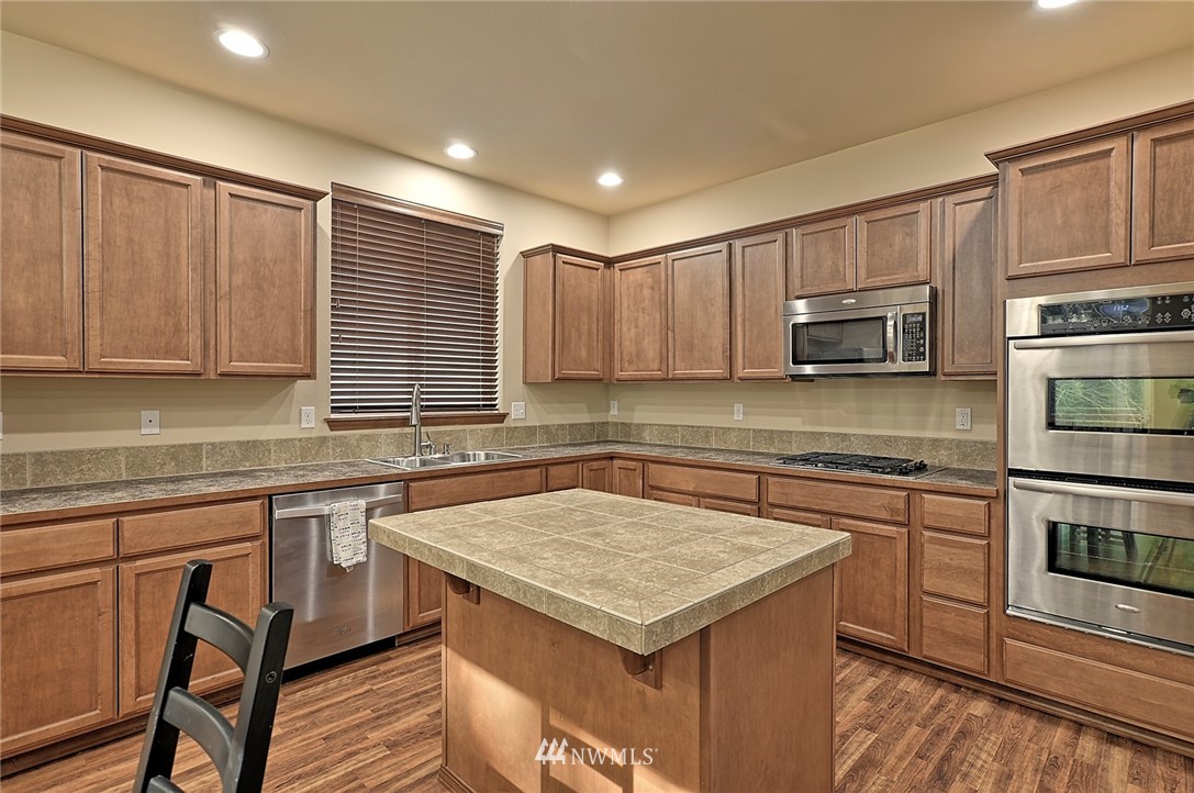 4208 230th Place Southeast Bothell, WA 98021 - Photo 13 of 31