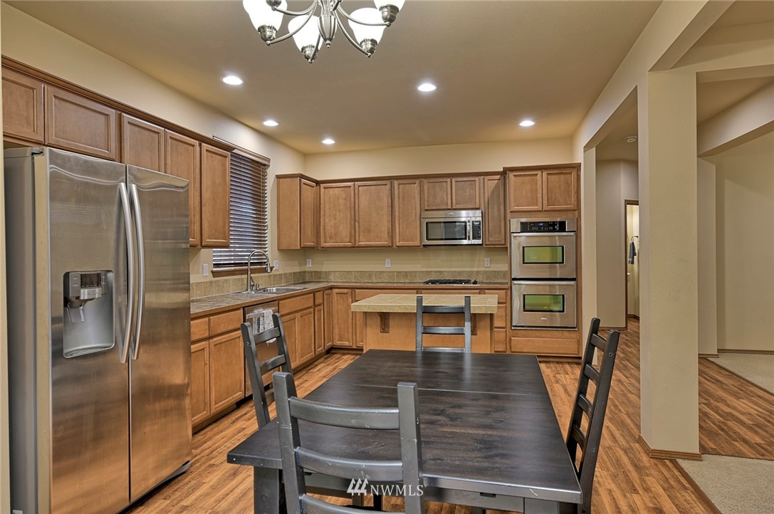 4208 230th Place Southeast Bothell, WA 98021 - Photo 14 of 31