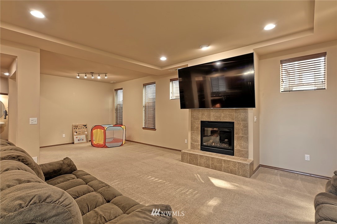 4208 230th Place Southeast Bothell, WA 98021 - Photo 19 of 31