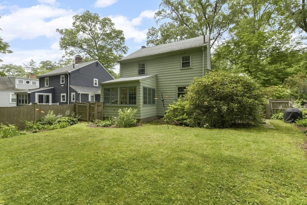 74 Payson Road Chestnut Hill, MA 02467 - Photo 24 of 26 Gallery Image 24