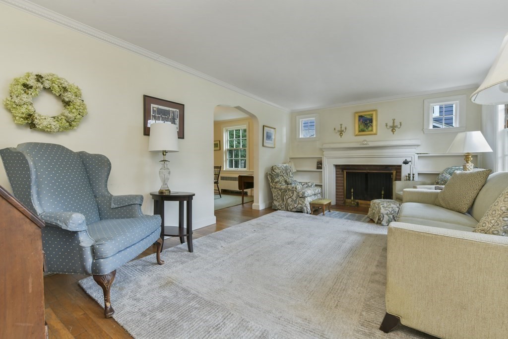 74 Payson Road Chestnut Hill, MA 02467 - Photo 6 of 26 Gallery Image 6