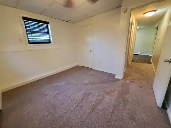 $300,000 | 1221 South 15th Street, Grand Forks, ND 58201