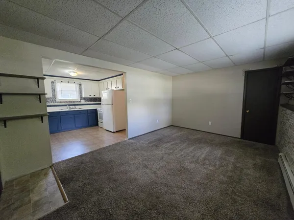 $300,000 | 1221 South 15th Street, Grand Forks, ND 58201