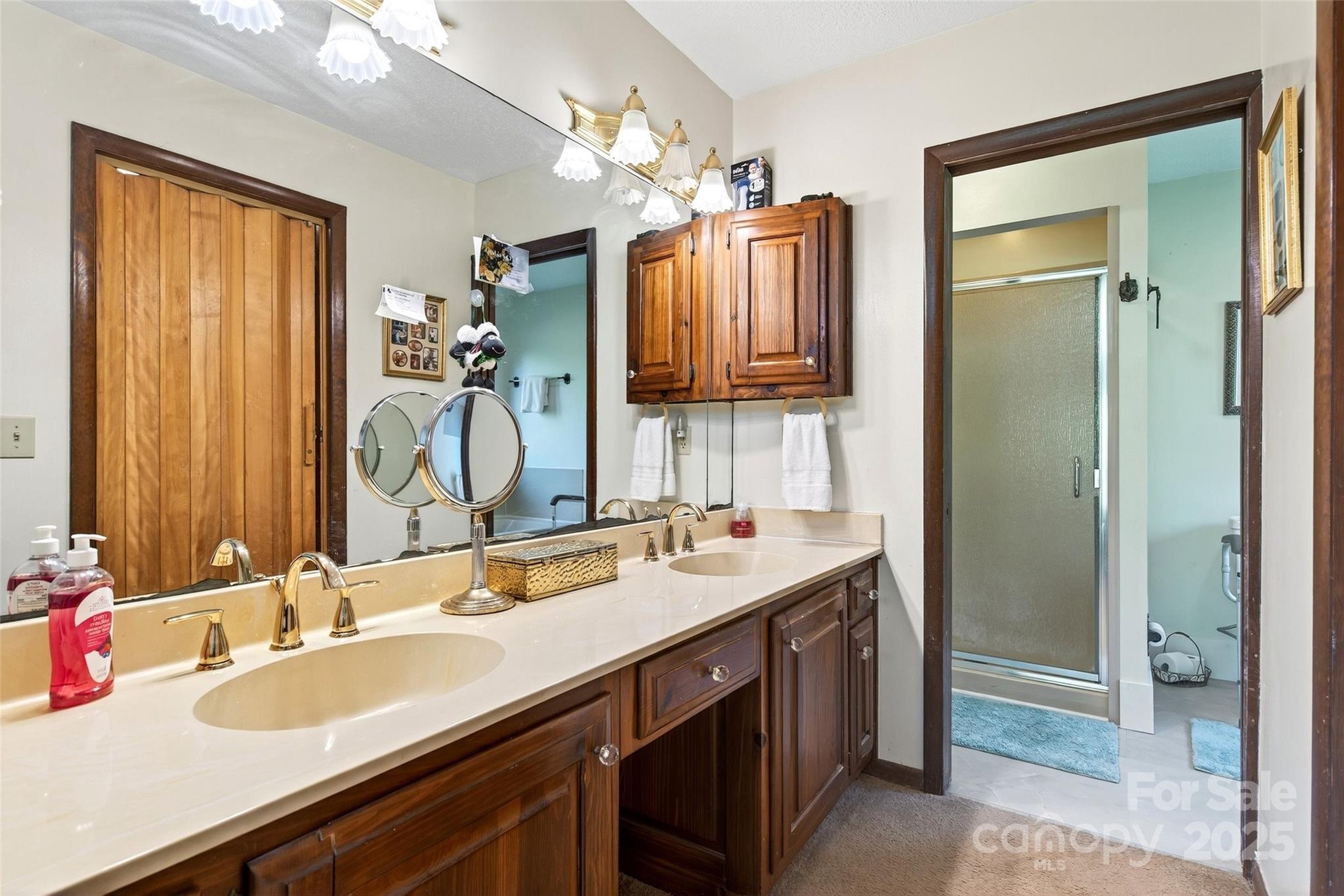 415 Reel Hollow Road Marion, NC 28752 - Photo 16 of 48