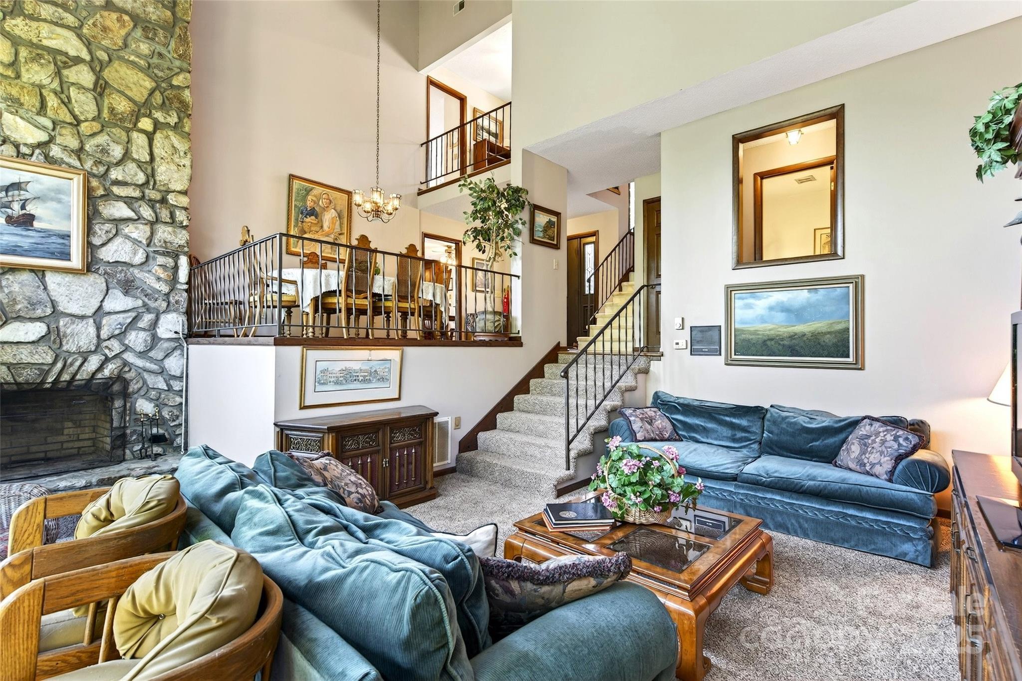 415 Reel Hollow Road Marion, NC 28752 - Photo 5 of 48