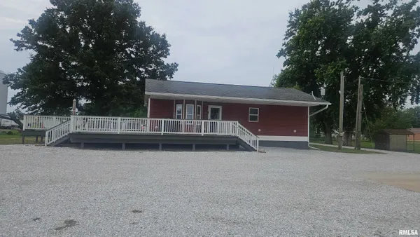 $168,000 | 141 Division Street, Norris, IL 61553