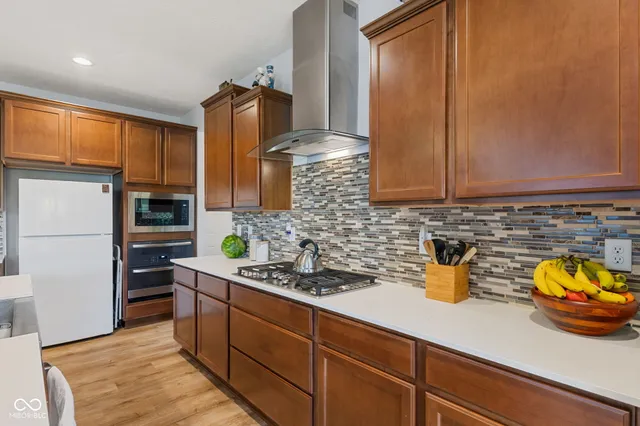 $575,000 | 3948 Saddle Club S Parkway, Bargersville, IN 46106