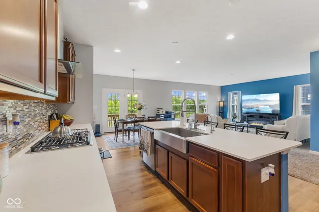 $575,000 | 3948 Saddle Club S Parkway, Bargersville, IN 46106