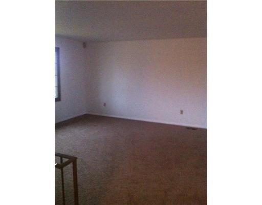 2965 Alameda Springfield, OH 45503 - Photo 3 of 13