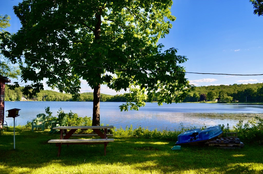 122 Brookfield Road Brimfield, MA 01010 - Photo 1 of 5 Gallery Image 1