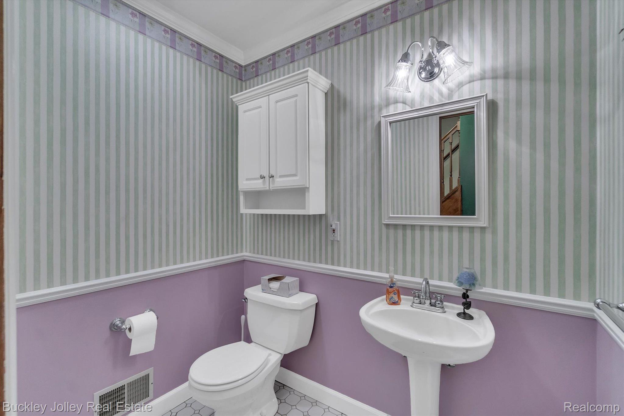 7471 Ore Lake Road Brighton, MI 48116 - Photo 22 of 42 Half Bathroom