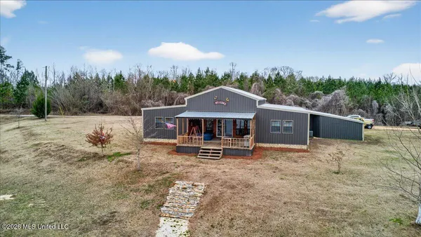 $395,000 | 334 West Of Co Road, Quitman, MS 39355
