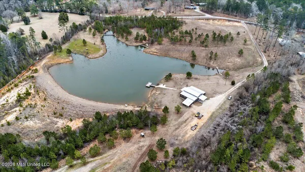 $395,000 | 334 West Of Co Road, Quitman, MS 39355