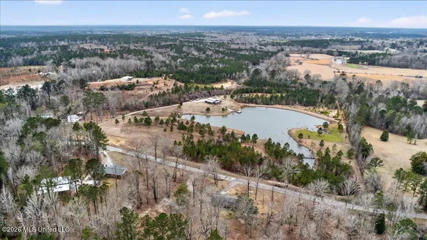 $395,000 | 334 West Of Co Road, Quitman, MS 39355