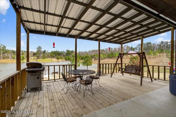 $395,000 | 334 West Of Co Road, Quitman, MS 39355