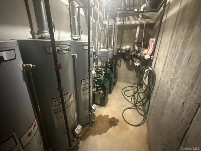 $1,790,000 | 60-27 78th Avenue | Glendale