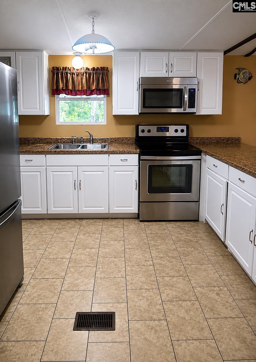 1459 Hemingway Road Loris, SC 29569 - Photo 2 of 6