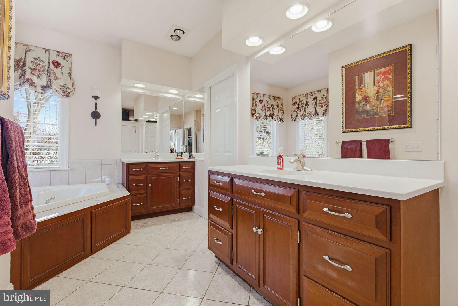 692 Goose Neck Drive Lititz, PA 17543 - Photo 21 of 38