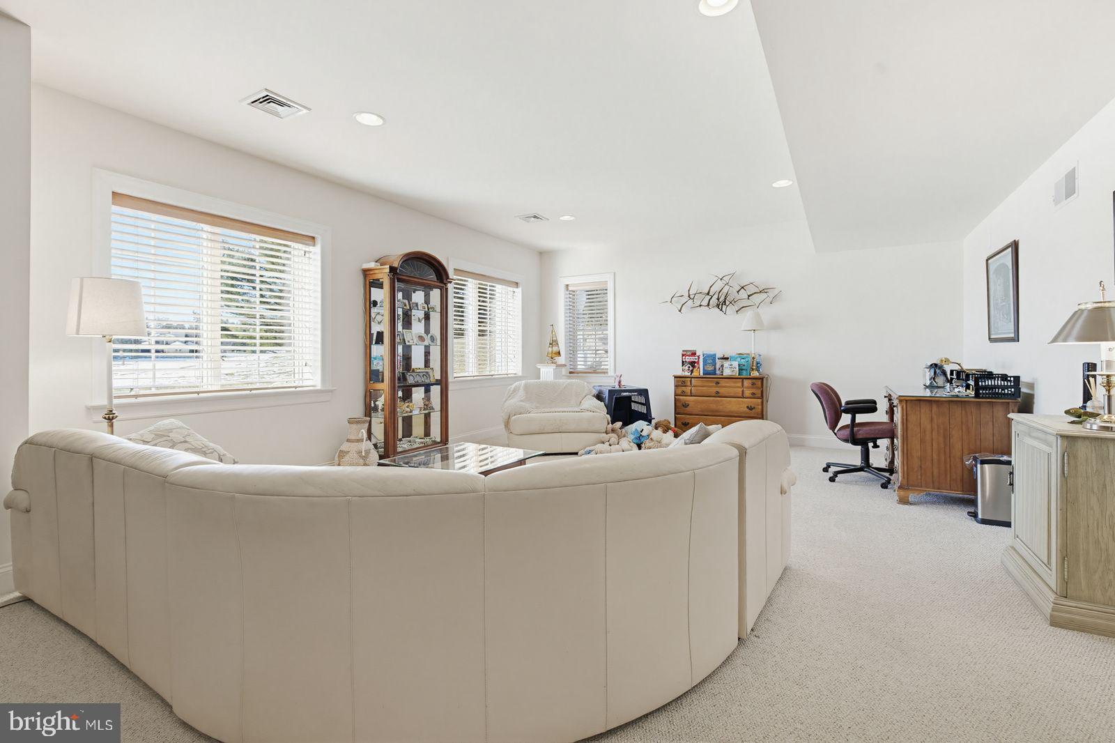 692 Goose Neck Drive Lititz, PA 17543 - Photo 26 of 38