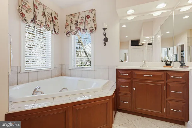 $1,145,000 | 692 Goose Neck Drive, Lititz, PA 17543