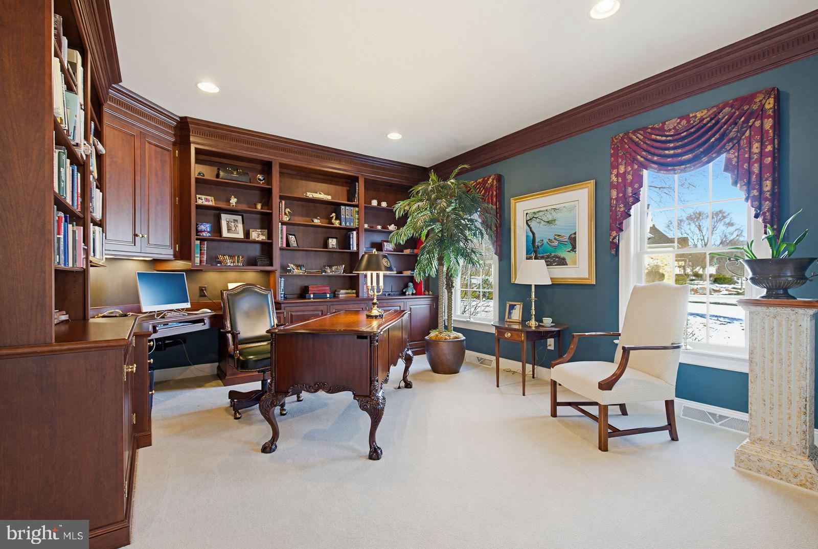 692 Goose Neck Drive Lititz, PA 17543 - Photo 8 of 38