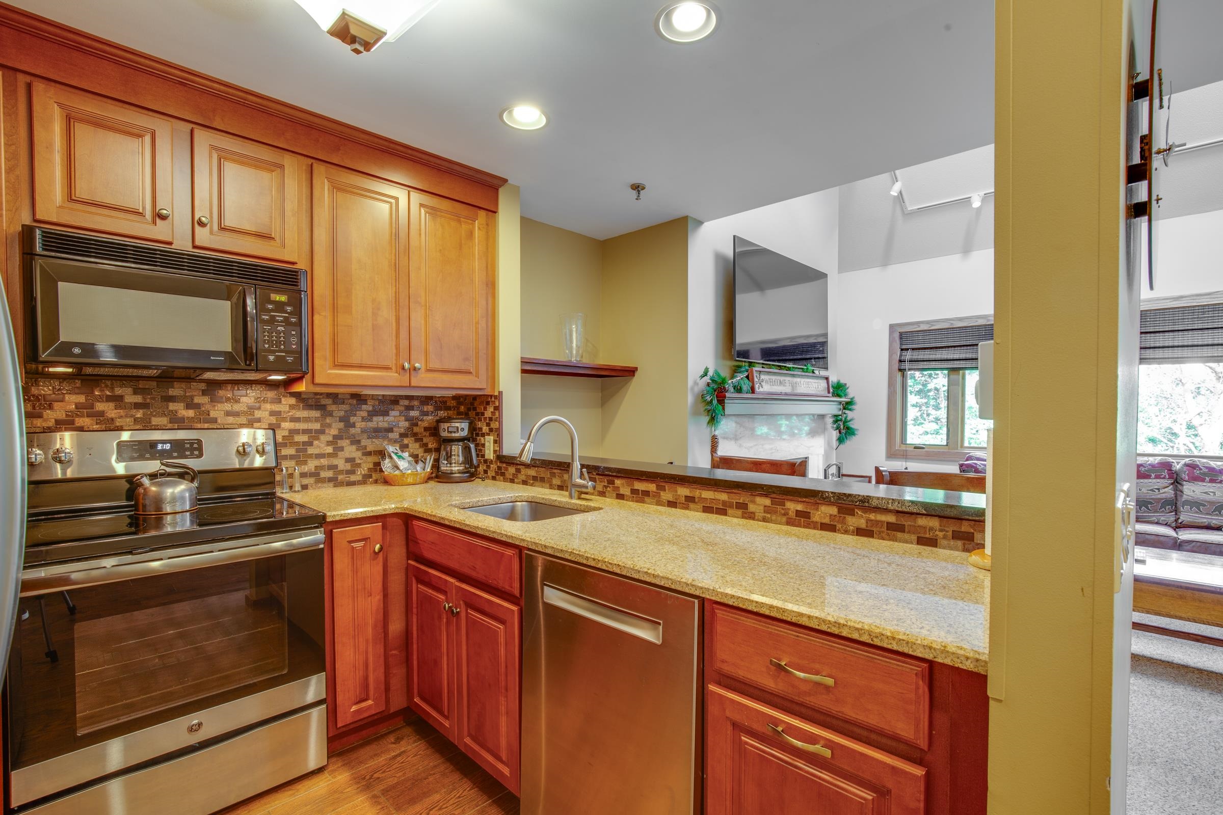 118 High Ridge Road, Unit E7 Killington, VT 05751 - Photo 13 of 23