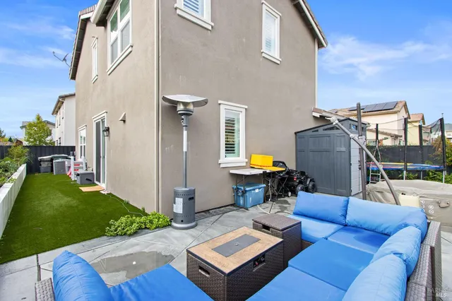 $850,000 | 6068 Oak Leaf Place, Rohnert Park, CA 94928