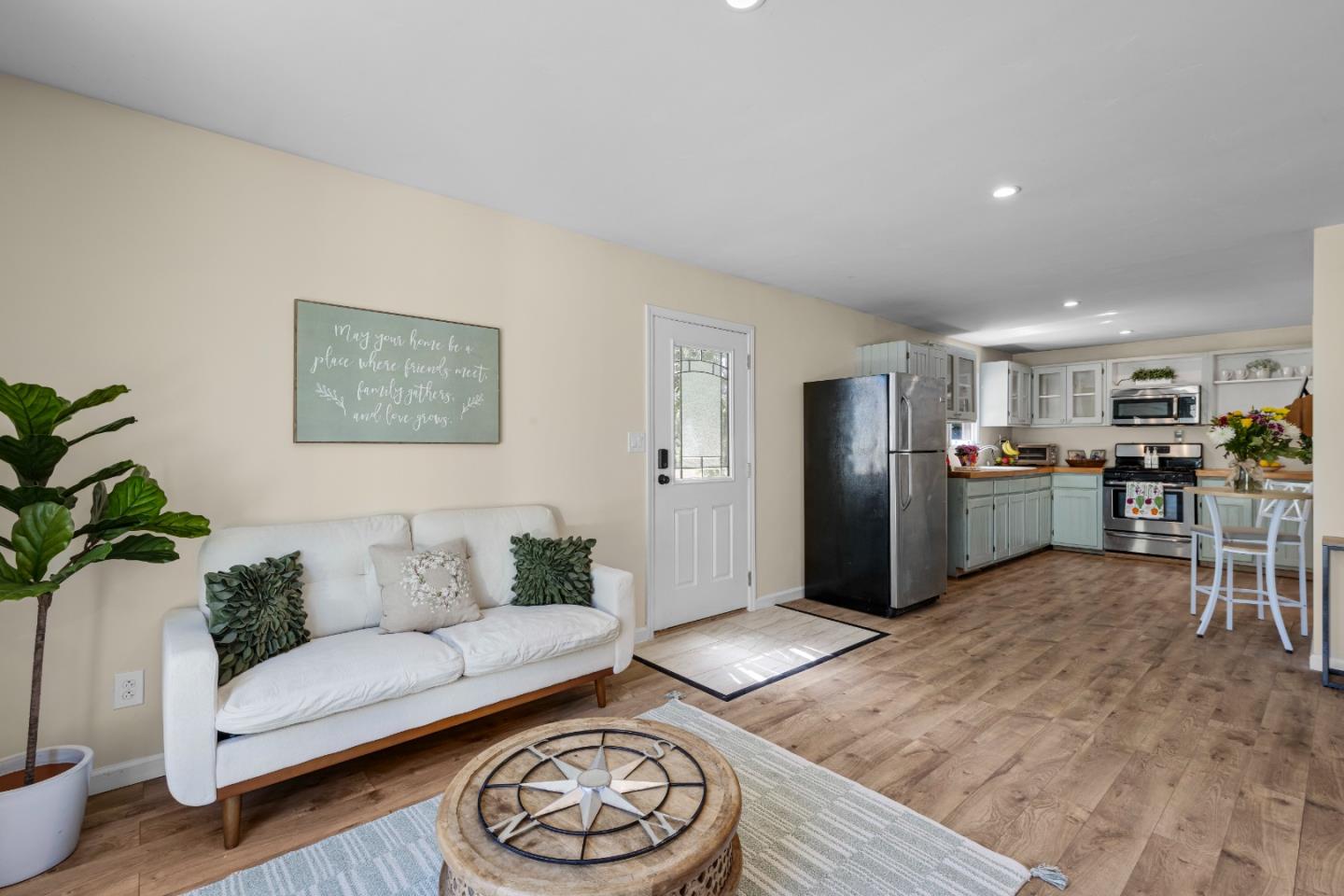 23785 McKean Road San Jose, CA 95141 - Photo 6 of 18