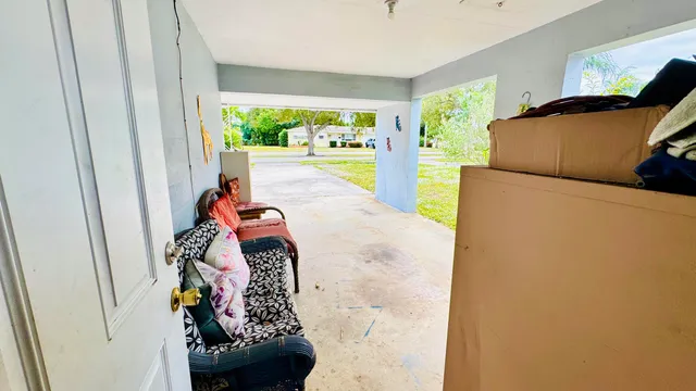 a view of utility room