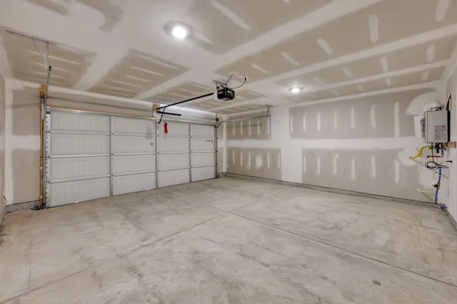 $311,120 | 268 Crescent Circle, Niota, TN 37826