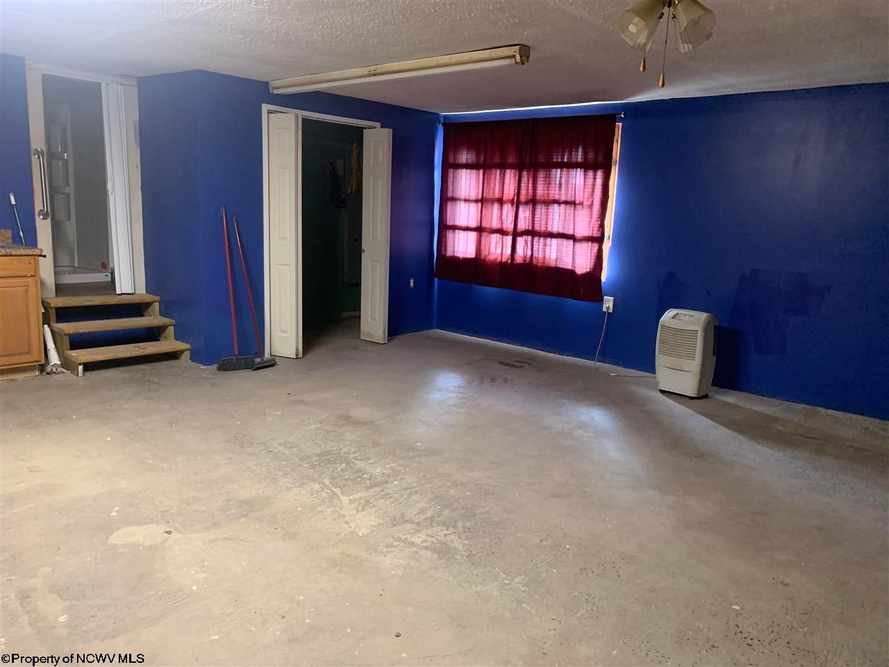 696 Erbacon Road Cowen, WV 26206 - Photo 3 of 16 Gallery Image 3