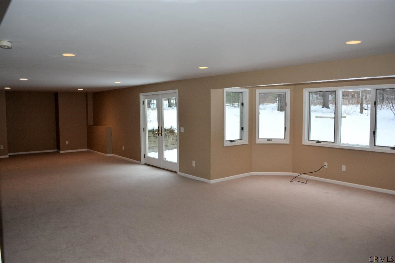 359 Ushers Road Clifton Park, NY 12019 - Photo 23 of 25 Photo 23