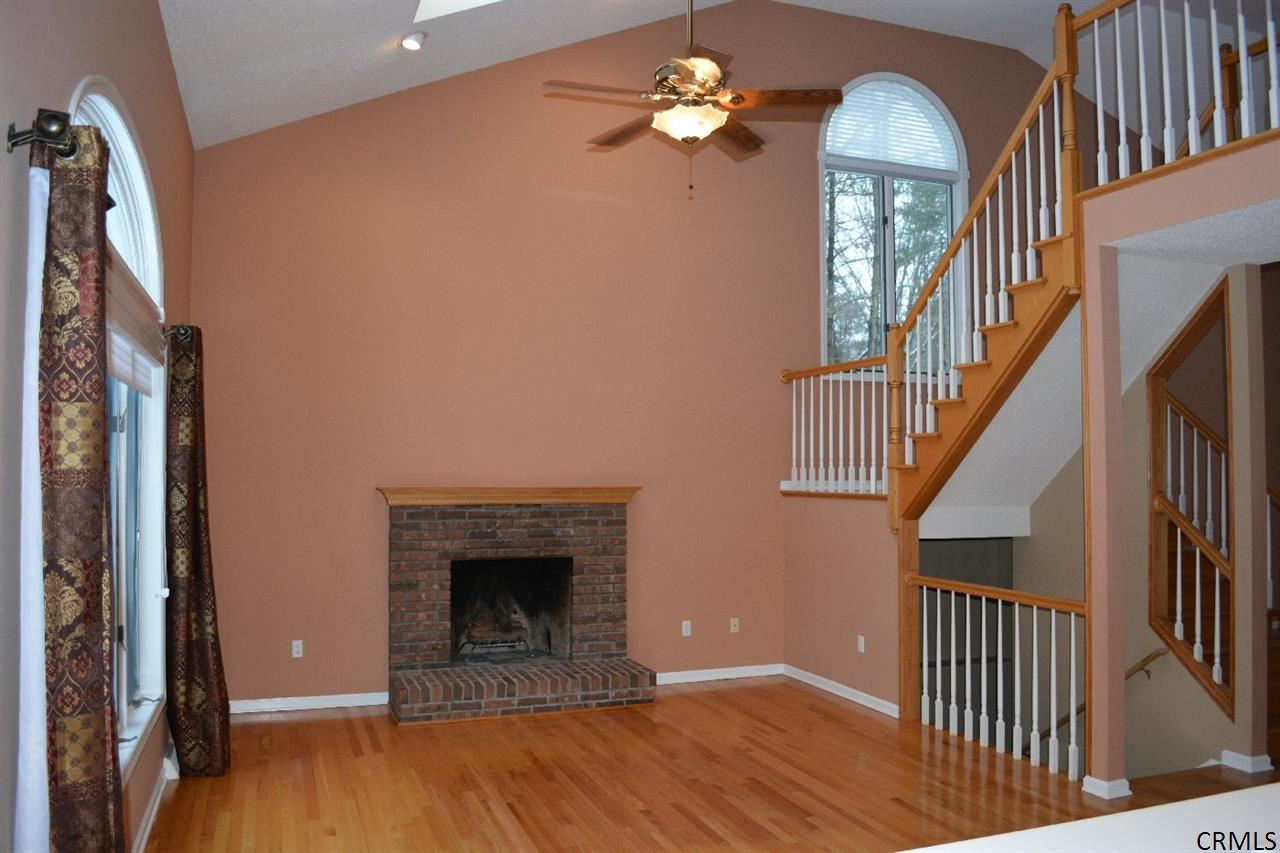 359 Ushers Road Clifton Park, NY 12019 - Photo 5 of 25 Photo 5