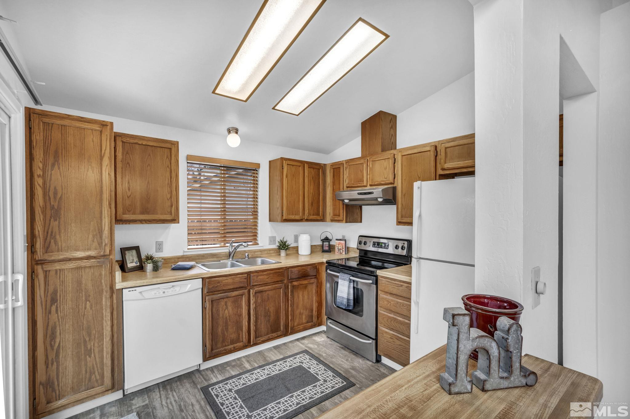 1081 Ambassador Drive Reno, NV 89523 - Photo 11 of 34 Photo 11