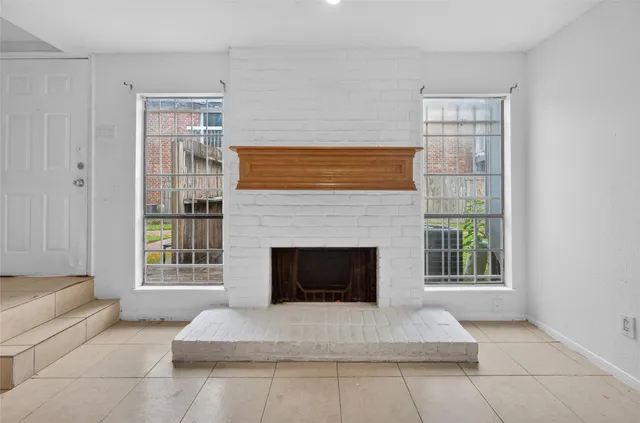 $745 | 9550 Deering Drive, Unit 504, Houston, TX 77036